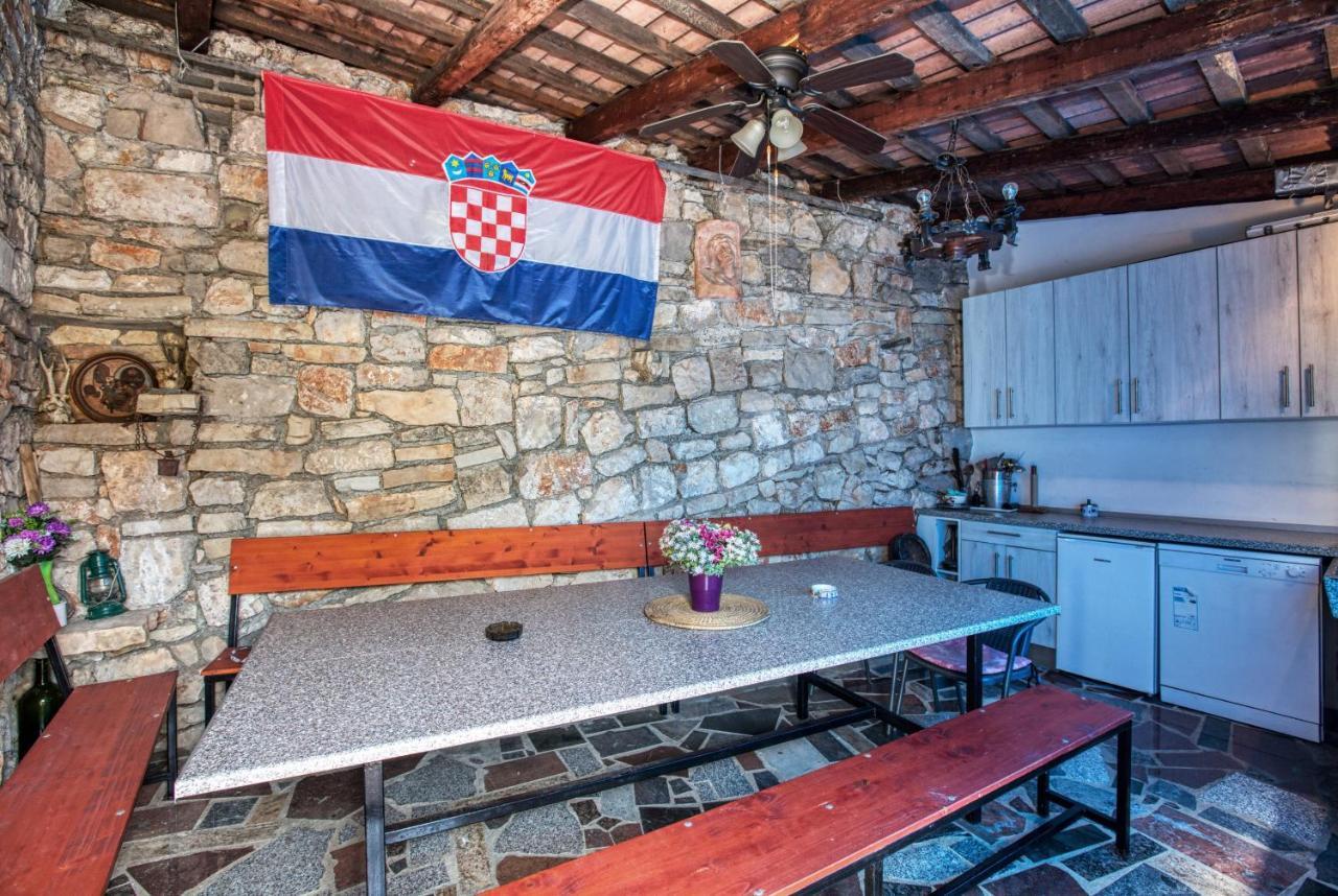 Apartments And Rooms By The Sea Tisno, Murter - 5128 외부 사진